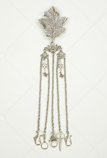 Medieval Costume Accessory Silver Vintage Chain Buckle Pendant