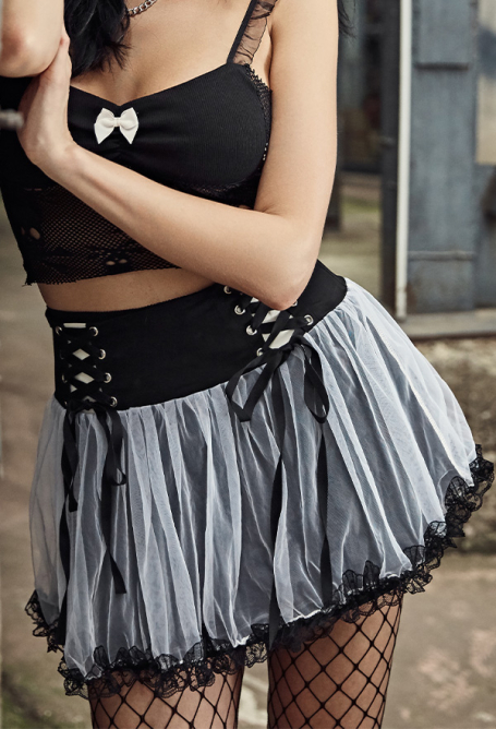 Woman Sexy Cute Tie-Front Strapped Net Yarn Spliced Color Contrast High Waist Lace Decorated Multiple Layer Skirt Costume Outfit for Spring