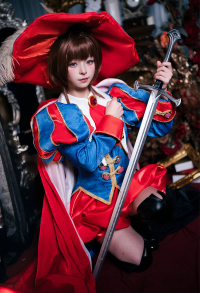Kawaii Sakura Cosplay Kostüm Oberteil und Kürbis Shorts mit langem Schal Hut