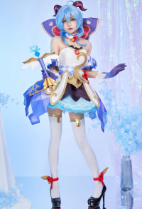 Miccostumes x akuoart Genshin Impact Magical Girl Ganyu Cosplay Kostüm Oberteil und Rock mit Halsband und Handschuhen