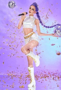 Kpop Slayers Leader Vocal Stage Cosplay Costume White Outfits High-Neck Crop Top and Shorts with Belt and Earrings