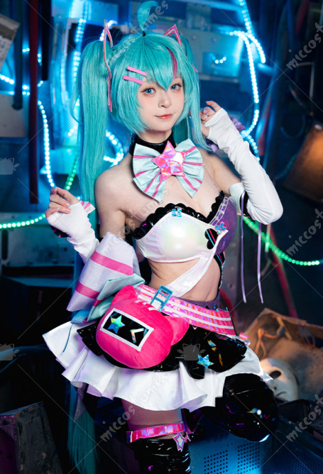 Vocal Cosplay Costume Tube Top and Skirt with Waist Bag and Hair Accessory