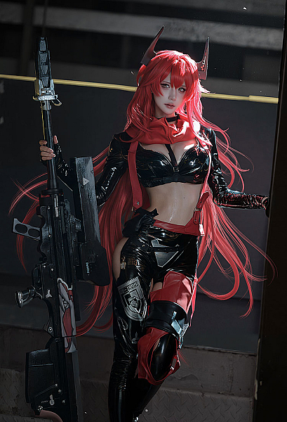 Goddess of Victory: Nikke Red Hood Cosplay Costume Top and Pants with Jacket
