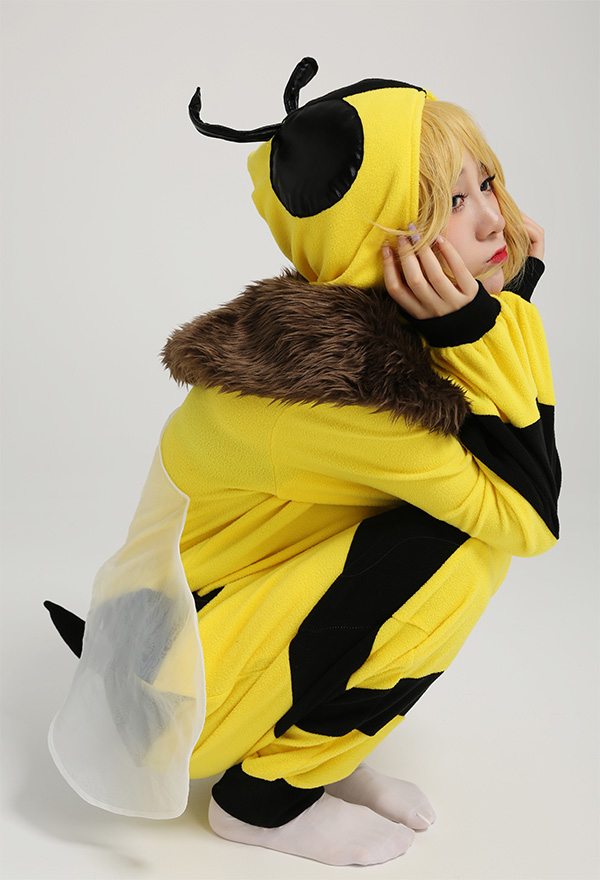 Cartoon Bee Onesie Pajamas Hooded Adult Onesie Women Long Sleeve Halloween Pajamas Kigurumi Outfits for Sale