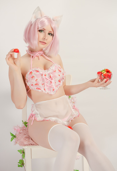 Sexy Lingerie Set with Strawberry Milk Cow Pattern Flirty Top and Thong with Apron for Fun Maid Costume Style