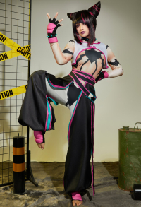 Street Fighter 6 Juri Cosplay Costume Bodysuit and Pants with Vest and Gloves