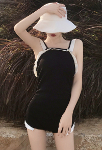 Women Cute Ruffled Sleeveless Monokini Swimsuit One Piece Back Hollow Swimwear Sexy Beach Wear Bathing Suit with Pads