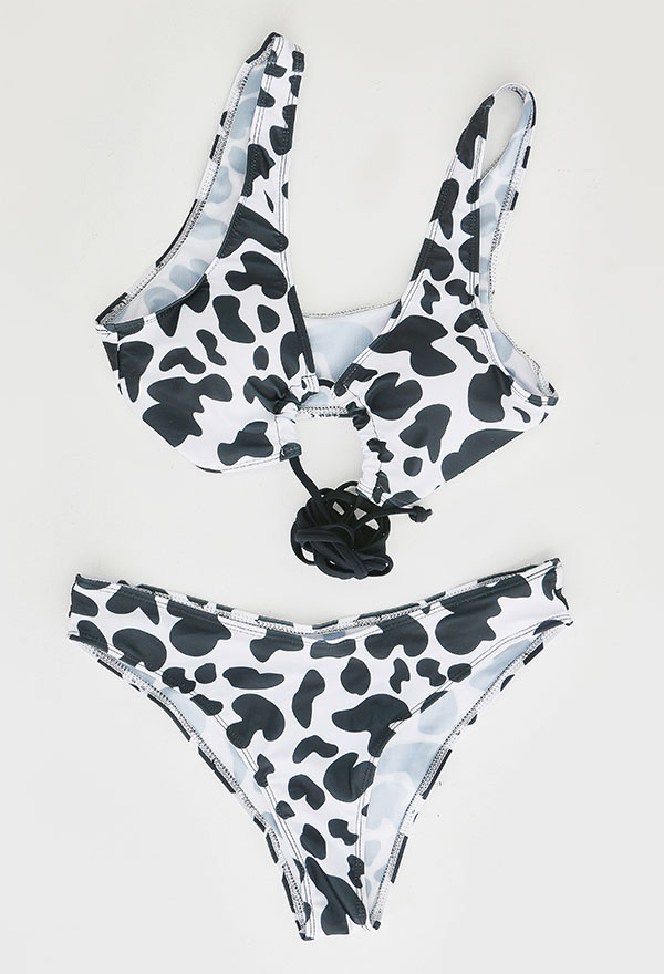 Bikini avec Impression de Vache Laitière Cosplay Costume Deux Pièces avec Sangle Croisée