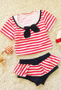 Red Stripe Girls Two Piece Swimwear Kawaii Bowknot Girls Swimsuits Ruffled Kids Bikini